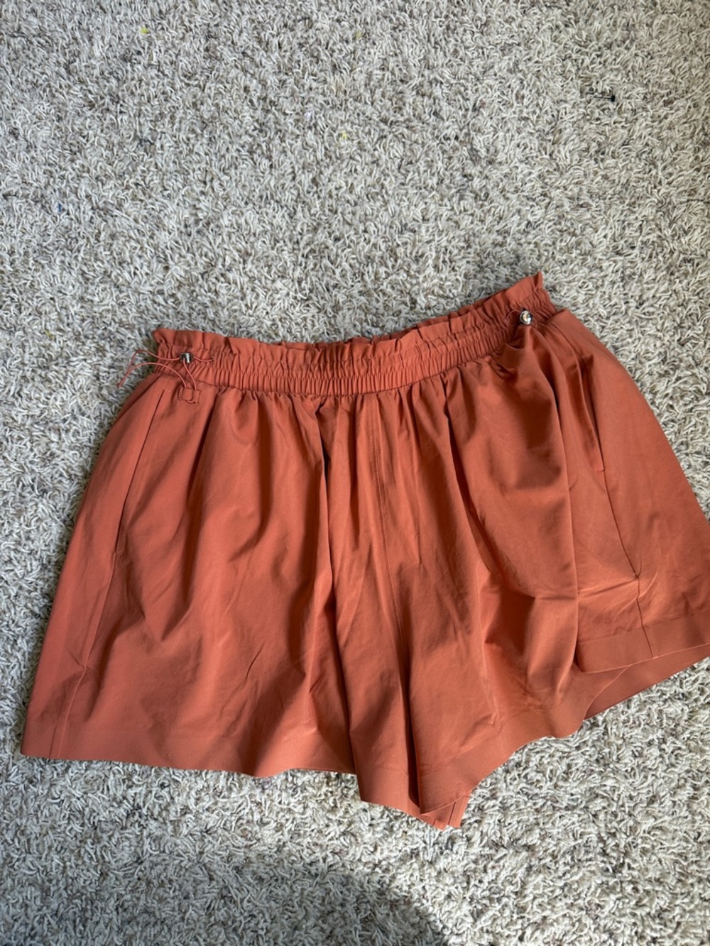 Athleta Alicia Keys Enlighten Flutter Shorts M - Picture 2 of 4